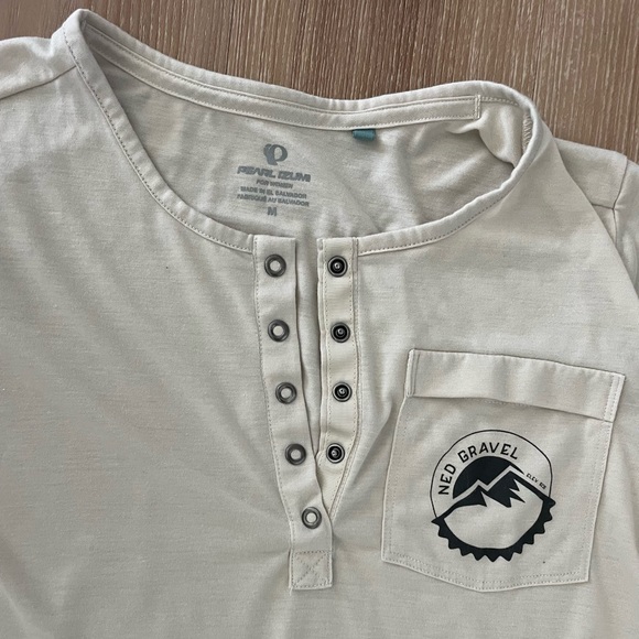 Pearl Izumi Nederland Colorado Gravel henley top (size medium) - Picture 2 of 4